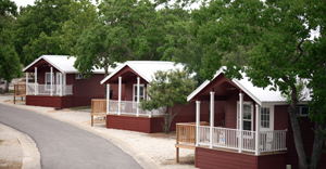 3 Pecos Deluxe Cottages2