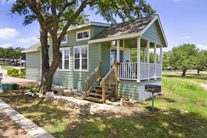 cabin2