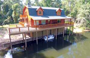Home at the Retreat at Artesian Lakes