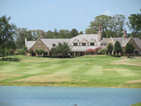 Eagle's Bluff Country Club