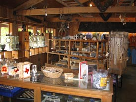 Gift shop at Caverns of Sonora