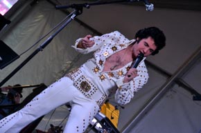 Elvis at Wurstfest