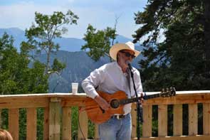 Music on the mountain in Red River