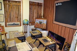 Exhibit at the Crockett Country Museum