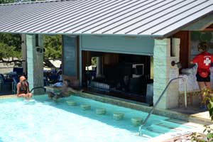 Swim-up pool bar at Lakeway Resort