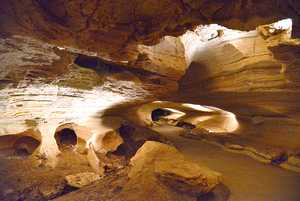 Longhorn Cavern