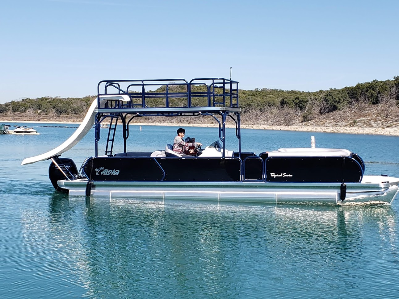 Double Decker pontoon boat rental at Suntex on Canyon Lake