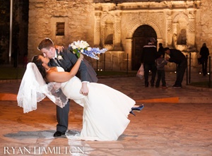 small wedding package, affordable wedding, San Antonio Weddings, wedding at the Alamo, budget weddings, Riverwalk Weddings
