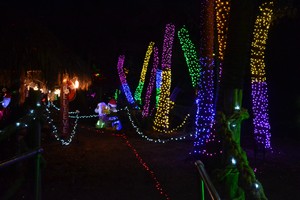 decorations on sons island