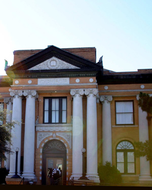 the Cleburne Carnegie Library